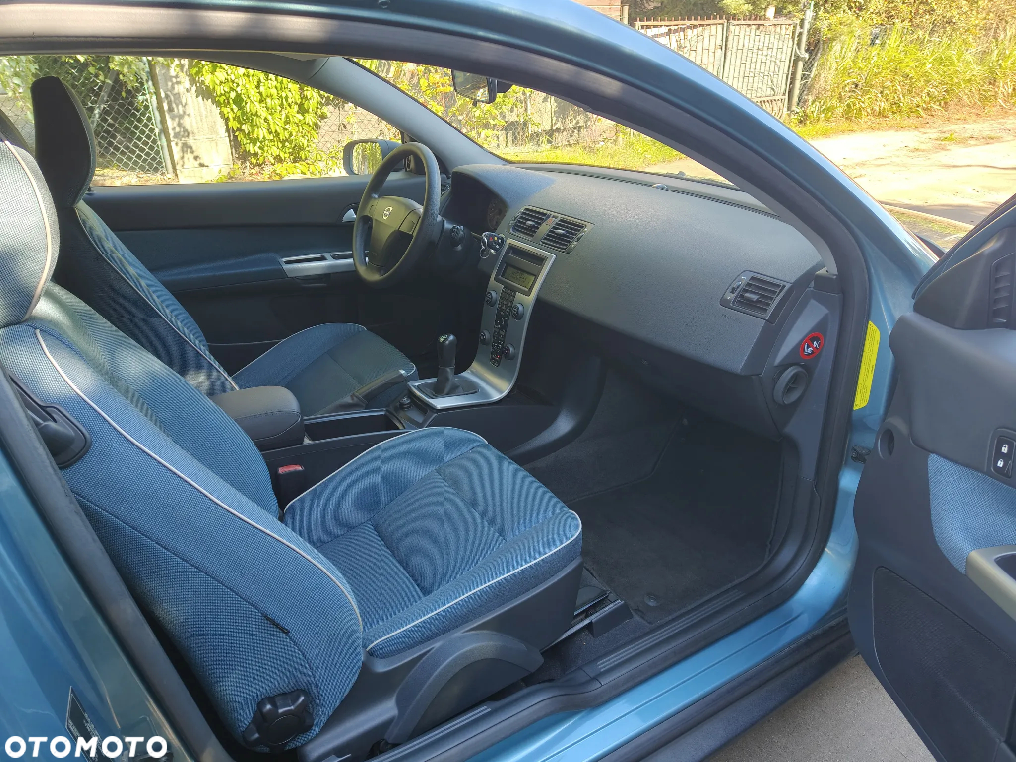 Volvo C30 1.6 - 9