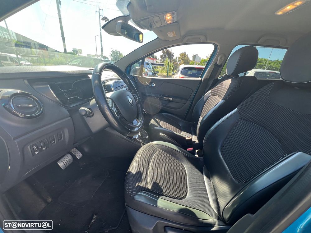 Renault Captur ENERGY TCe 120 EDC Experience - 13