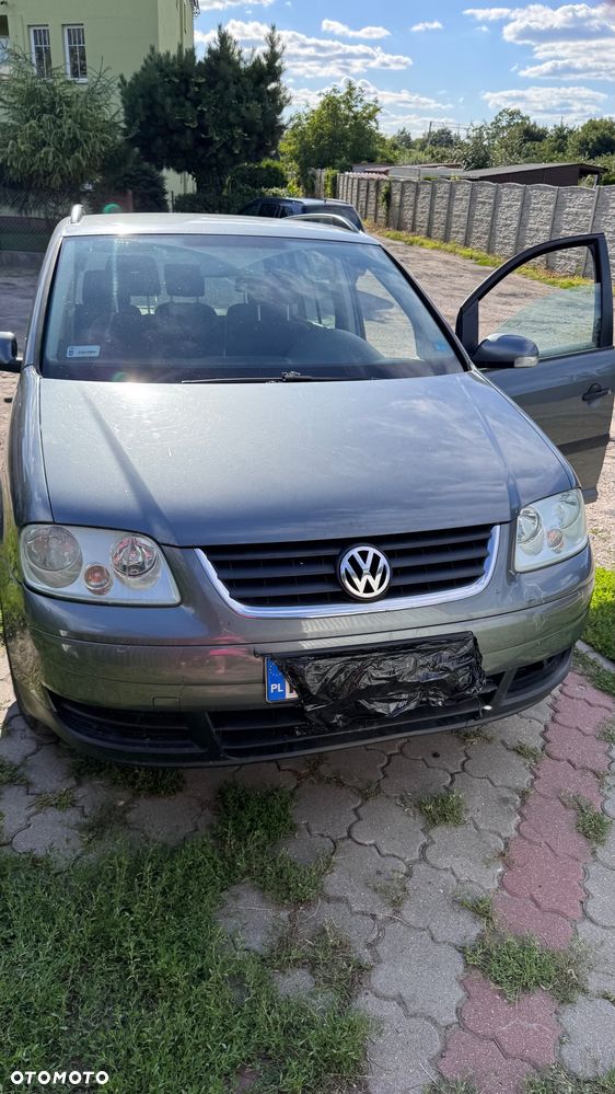 Volkswagen Touran 1.9 TDI Basis DSG - 3