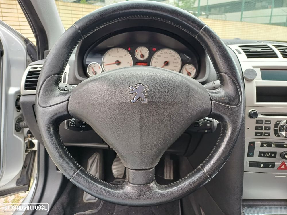 Peugeot 407 1.6 HDi Executive - 19