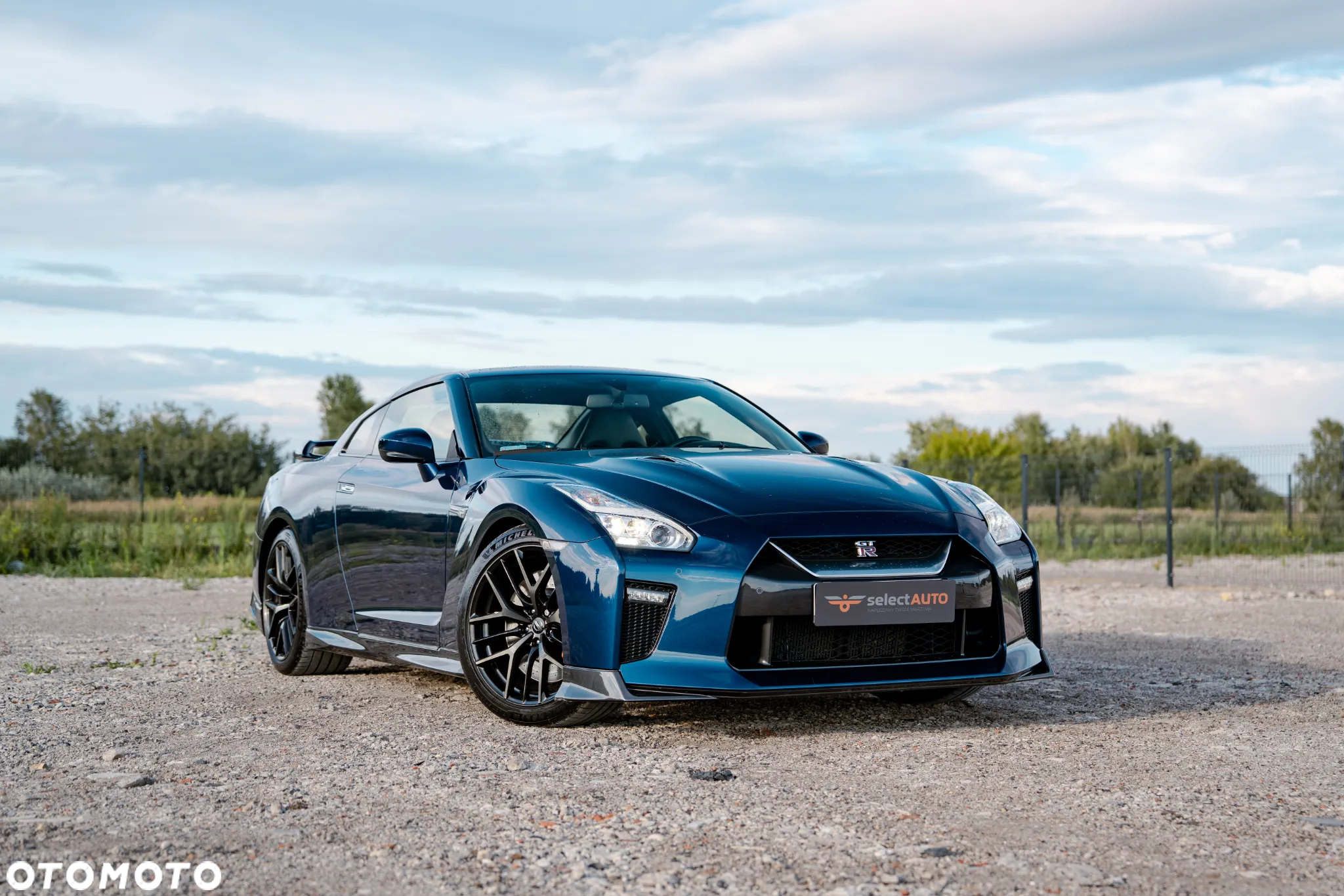 Nissan GT-R Prestige - 3