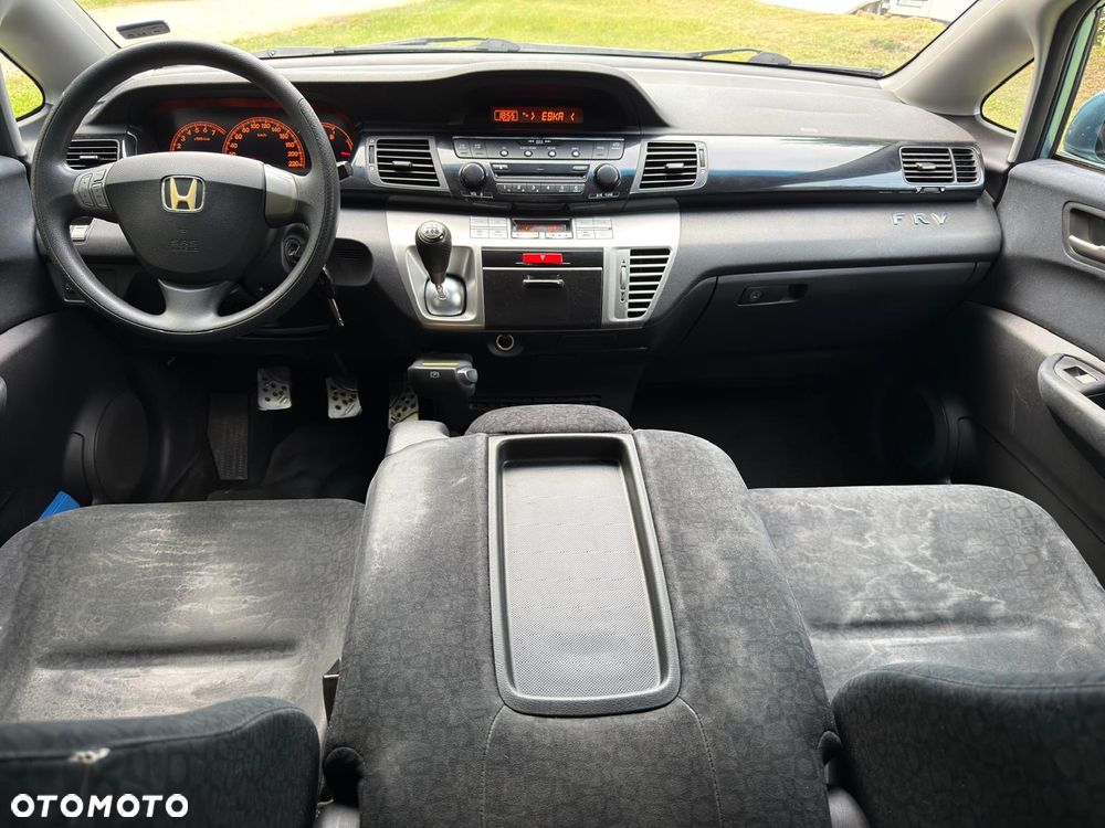 Honda FR-V 1.7 - 11