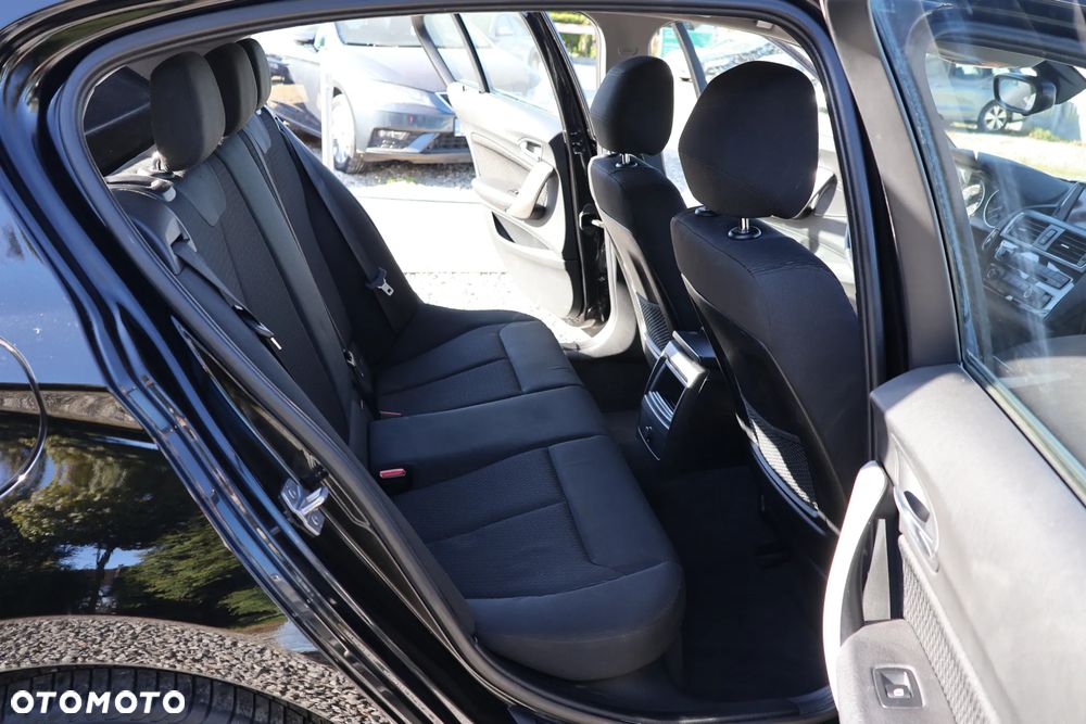 BMW Seria 1 116i Edition Metropolitan - 8