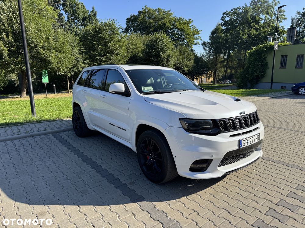Jeep Grand Cherokee - 1