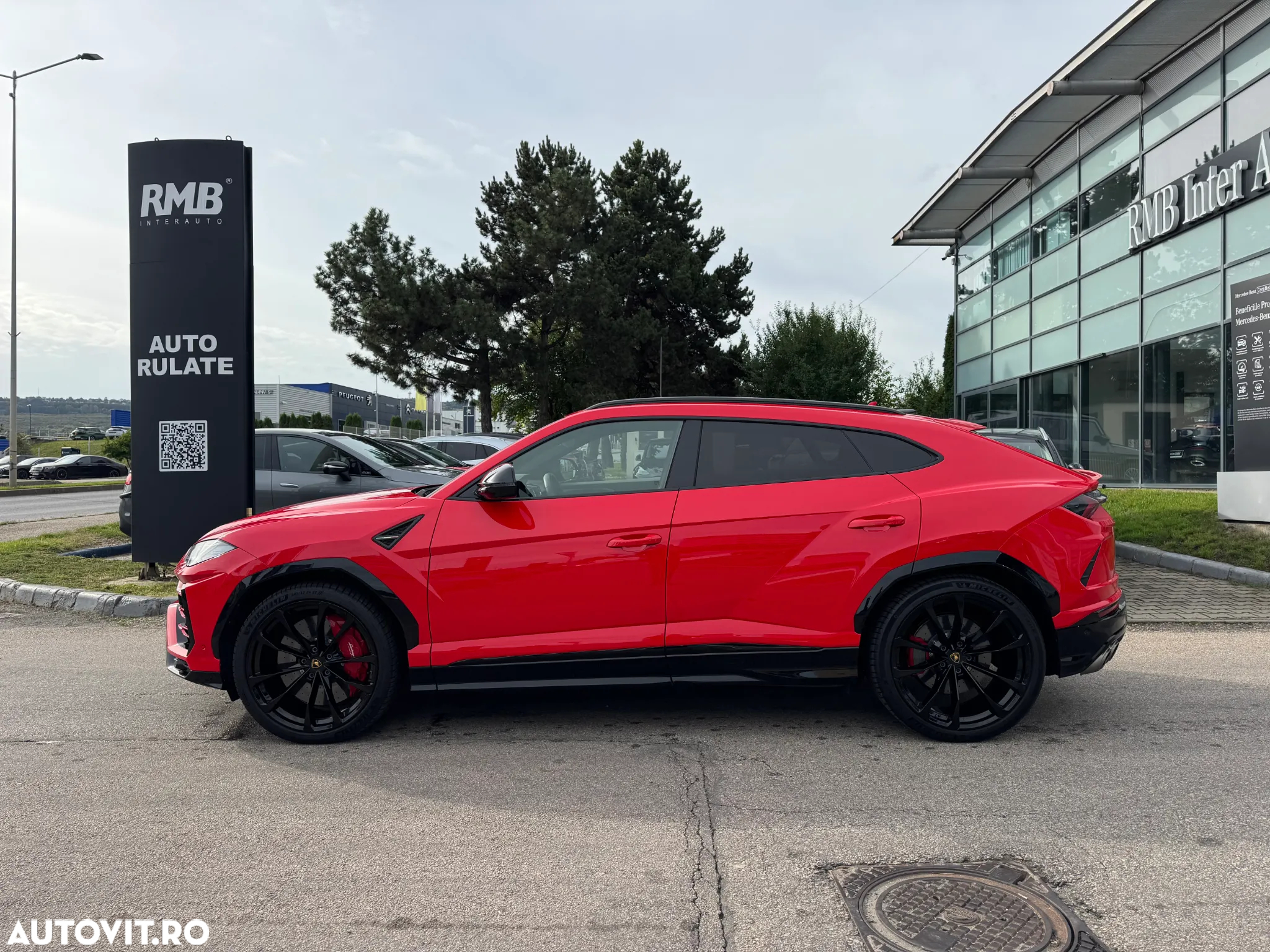 Lamborghini URUS - 14