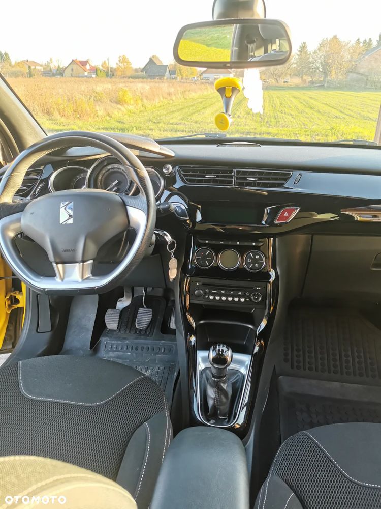 Citroën DS3 1.6 VTi SoChic - 4