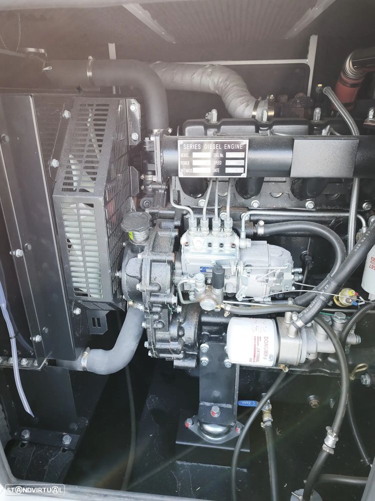 GERADOR TRIFASICO Plus Power GF2-100 80KW 100KVA - 21