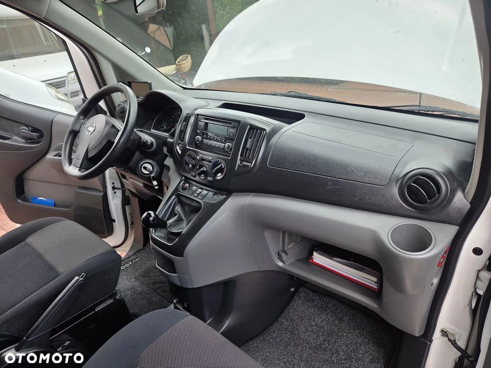 Nissan NV200 - 20