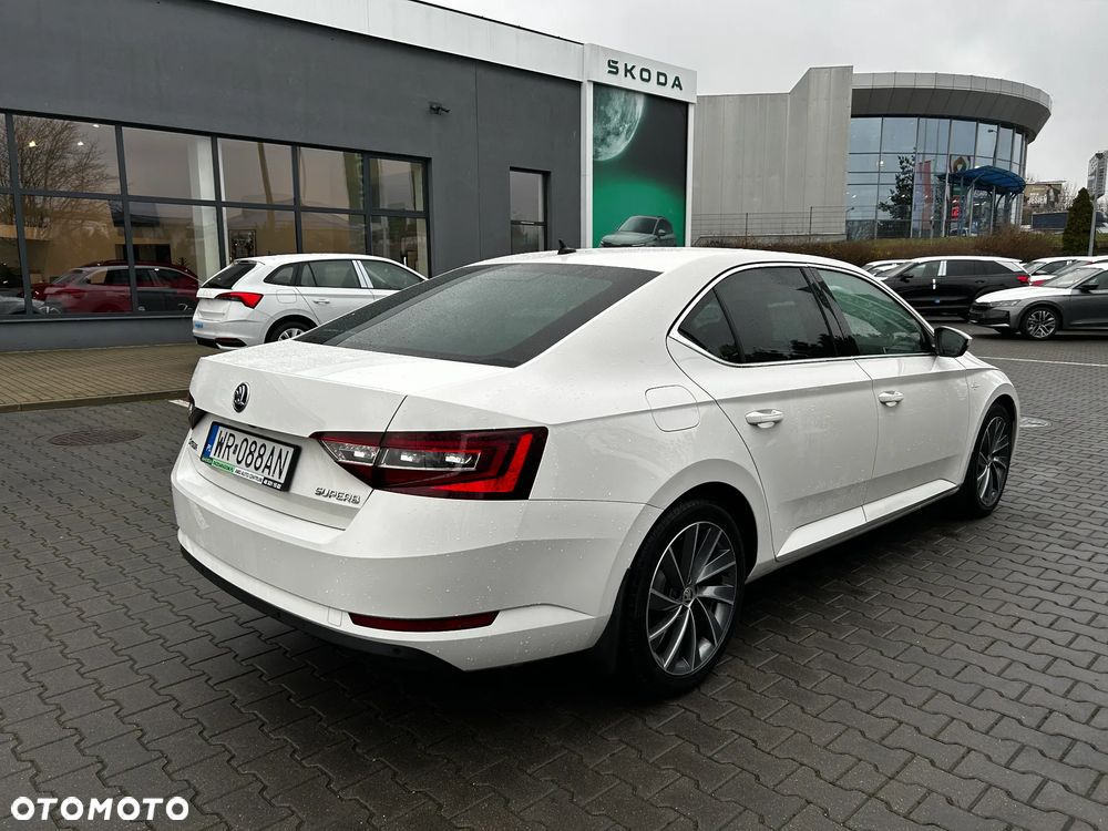 Skoda Superb 1.5 TSI ACT L&K DSG - 5