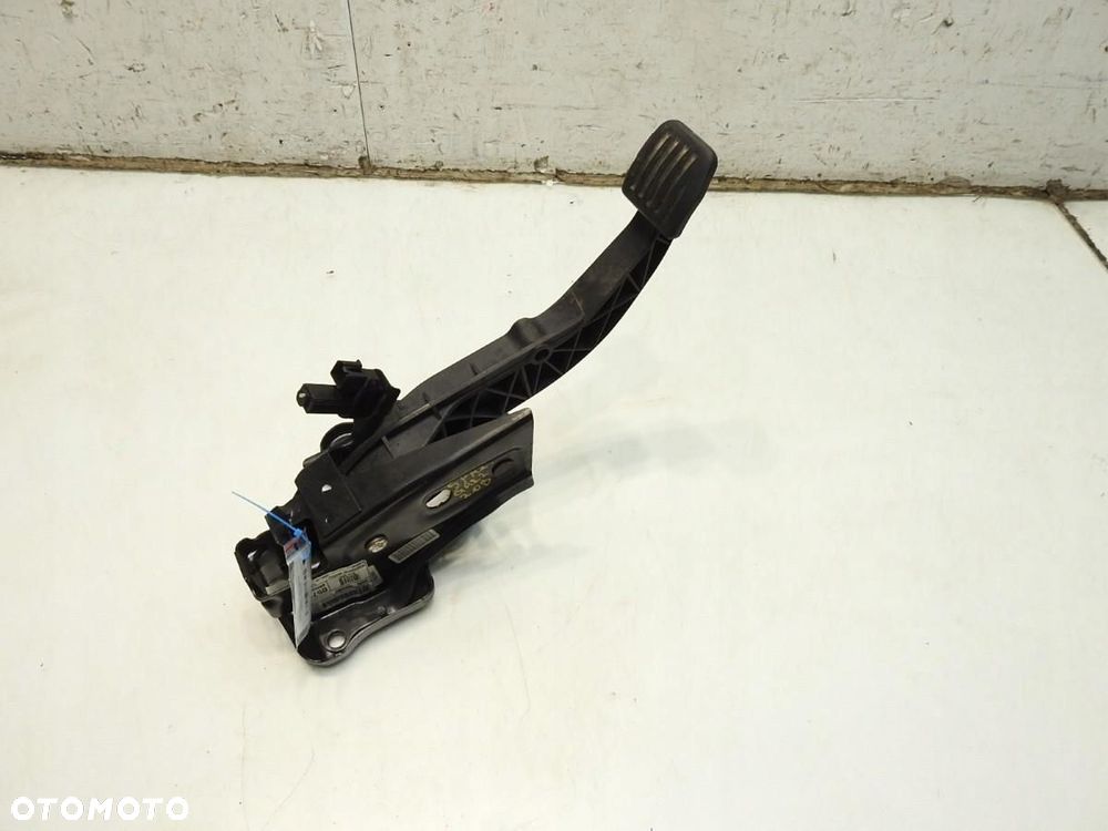 PEDAŁ SPRZĘGŁA FORD GALAXY MK2 2.0B 6G92 7B633RF - 7