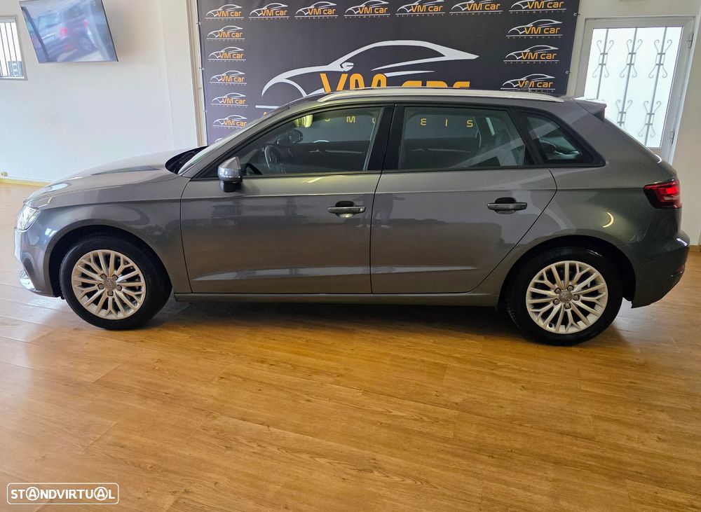 Audi A3 Sportback 2.0 TDI Design - 7