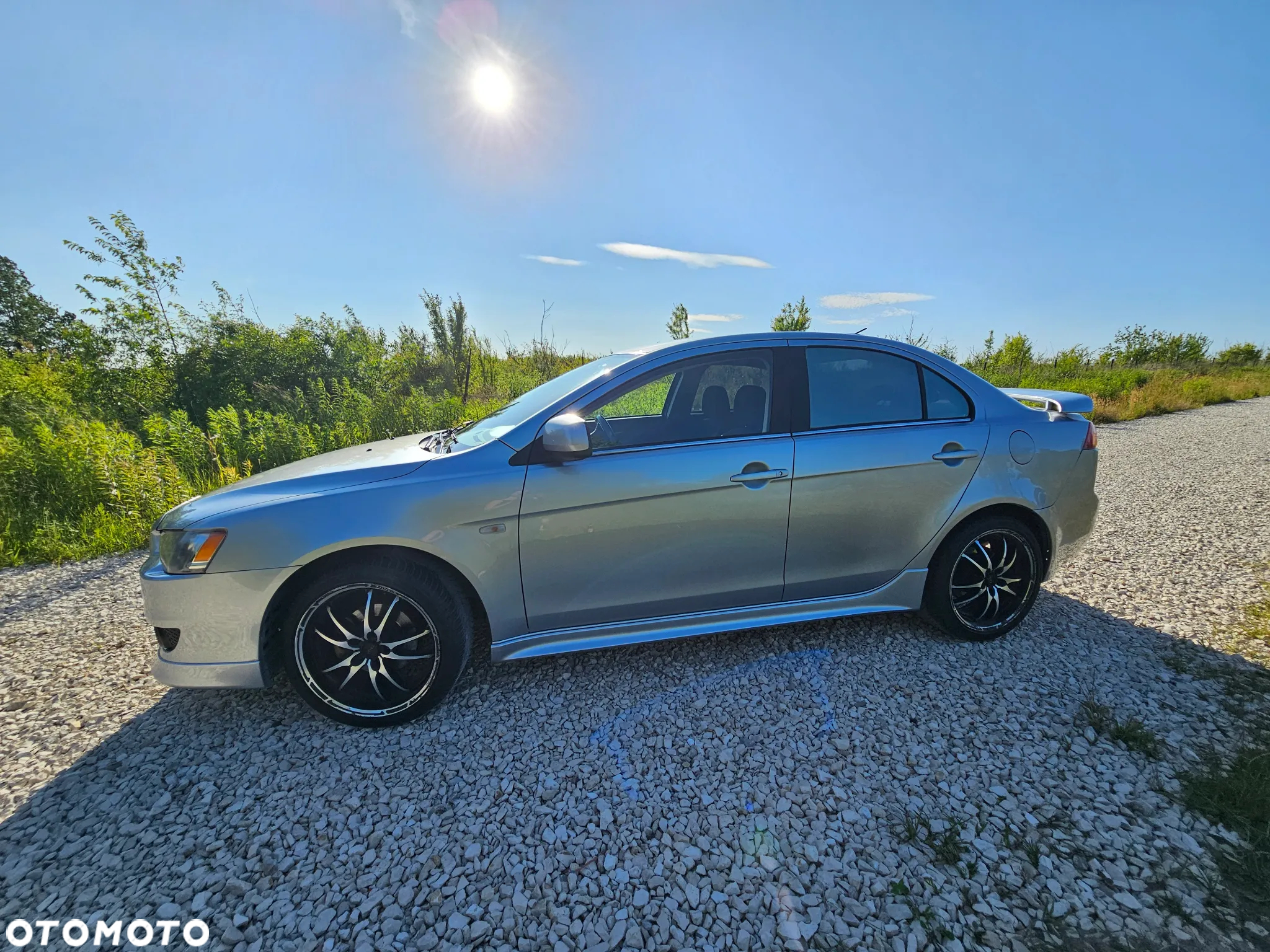 Mitsubishi Lancer - 17