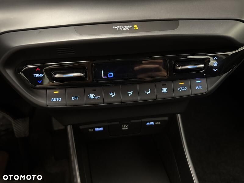 Hyundai i20 - 17