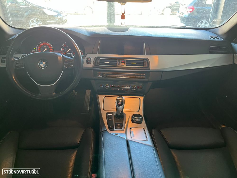 BMW 535 d Line Luxury Auto - 8