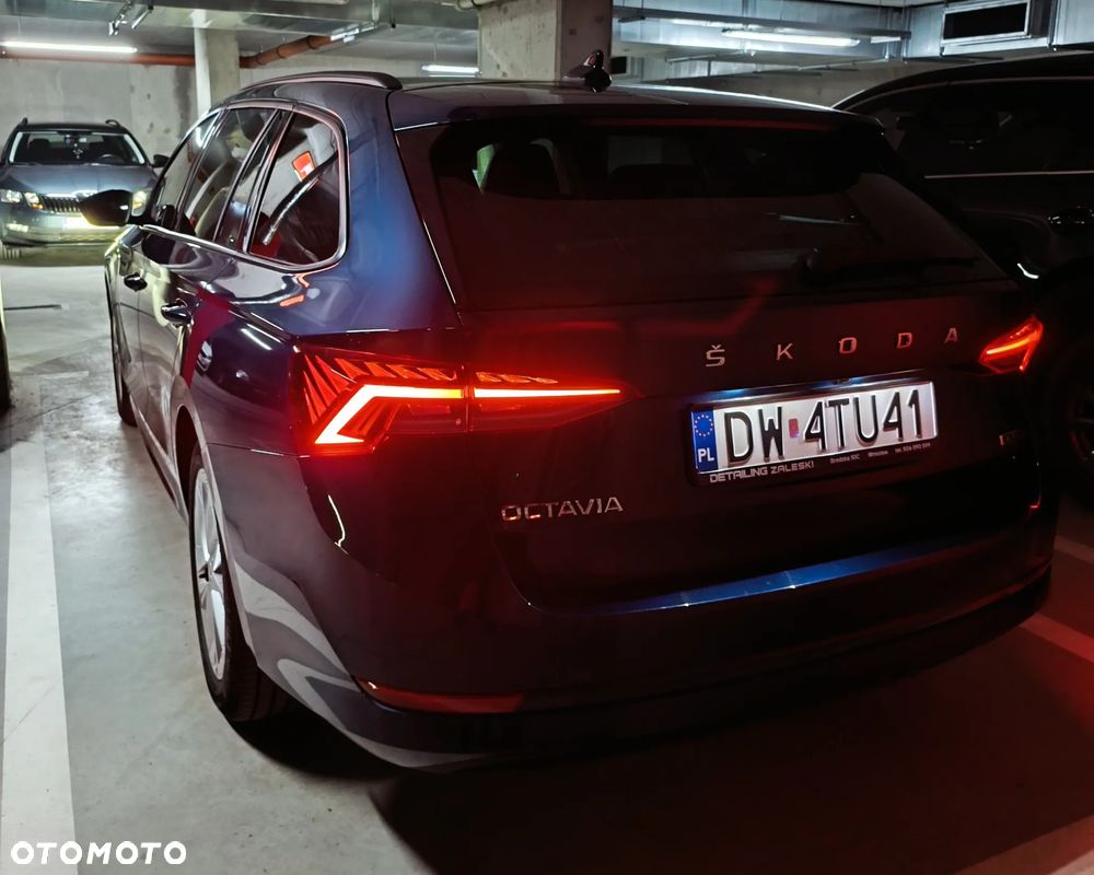 Skoda Octavia ver-1-5-tsi-e--tec-ambition-dsg - 17