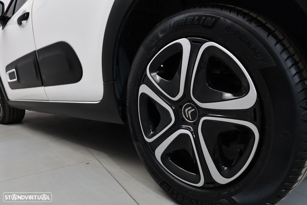 Citroën C3 1.2 PureTech Shine - 14