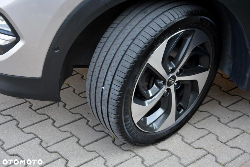 Hyundai Tucson 1.7 CRDI BlueDrive Premium 2WD DCT - 7