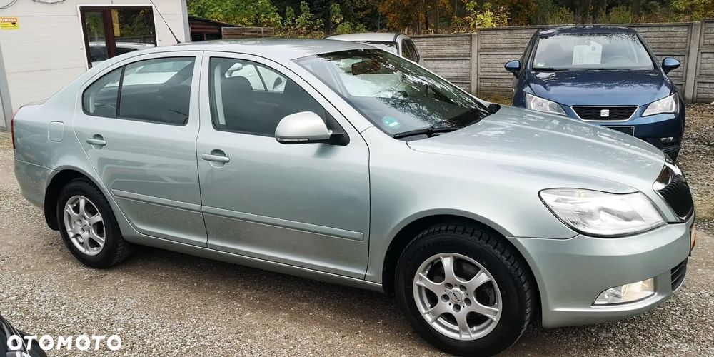 Skoda Octavia 1.6 Elegance - 7