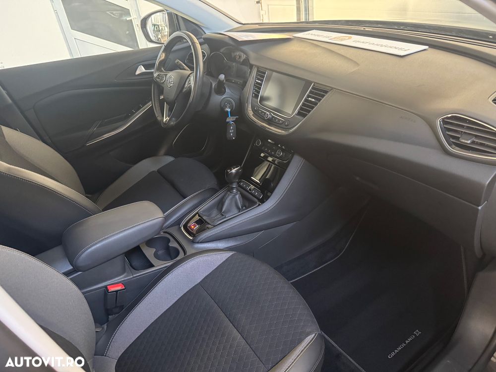 Opel Grandland X 1.2 Start/Stop Business Edition - 7