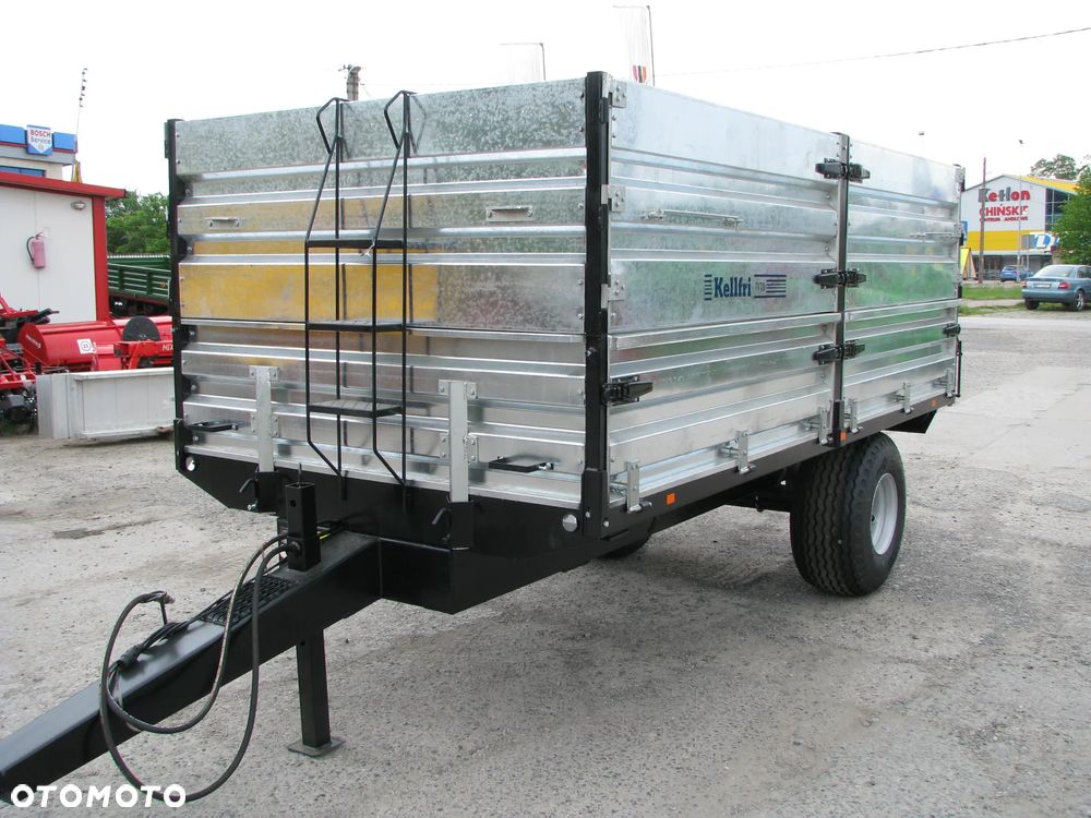 Pronar Przyczepy jednoosiowe Pronar T-655 2,5 tony, Przyczepa T-117 Cynkomet 3,5 tony, Wodziński WTP1W0-1 tona, WTP1W1-3,5 tony;  Przyczepa PR3T Euro-Masz 3 tony - 32