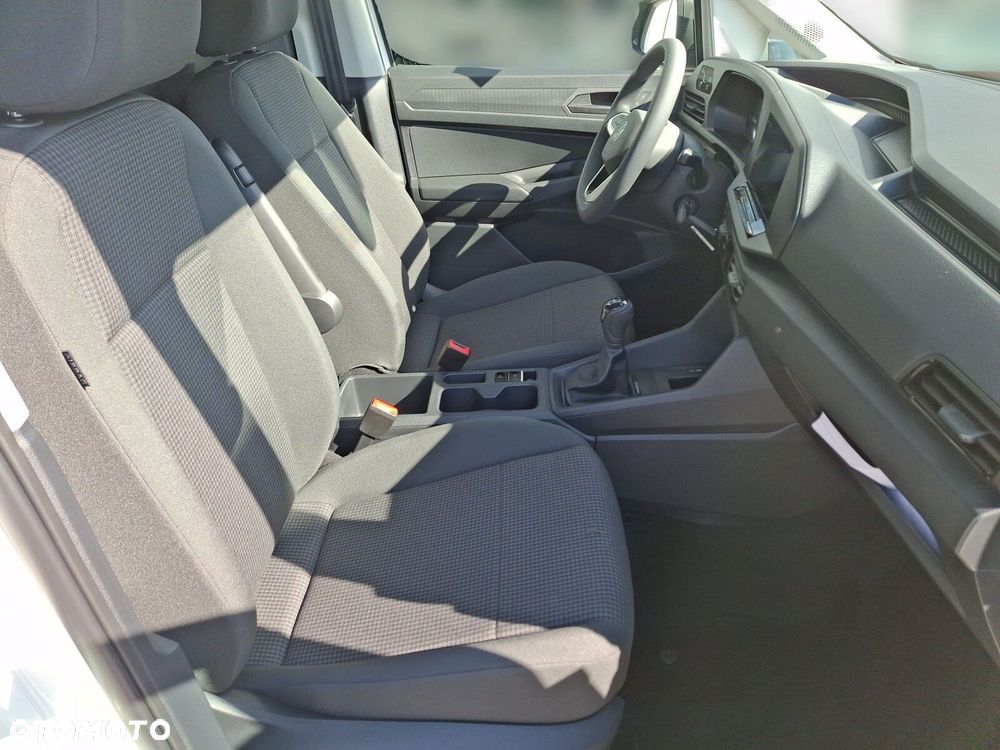 Volkswagen Caddy Maxi Cargo - 22
