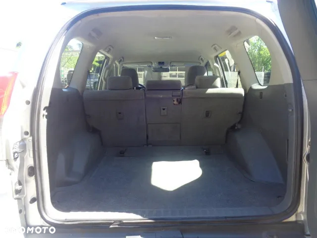 Toyota Land Cruiser - 6