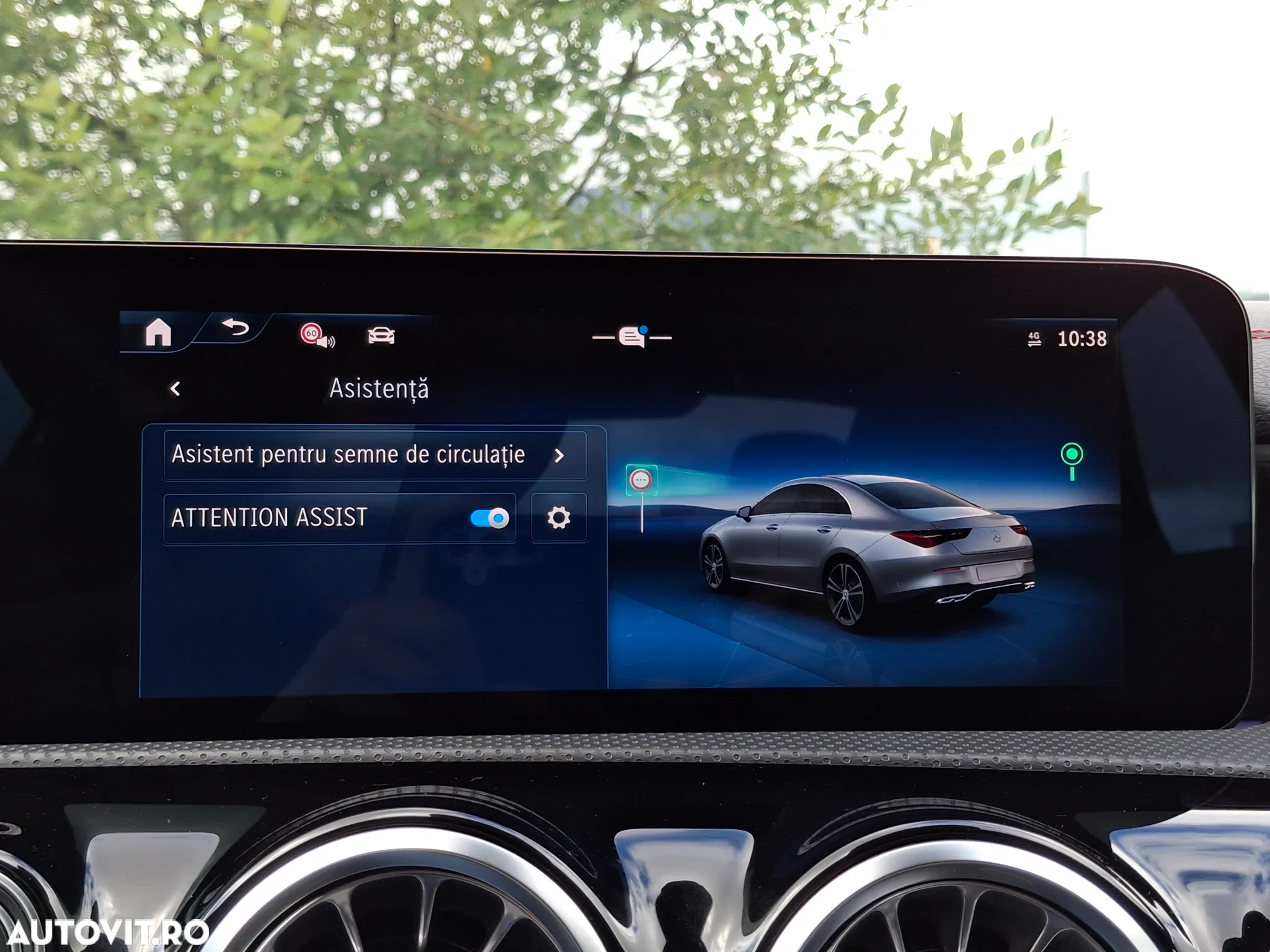 Mercedes-Benz CLA - 27