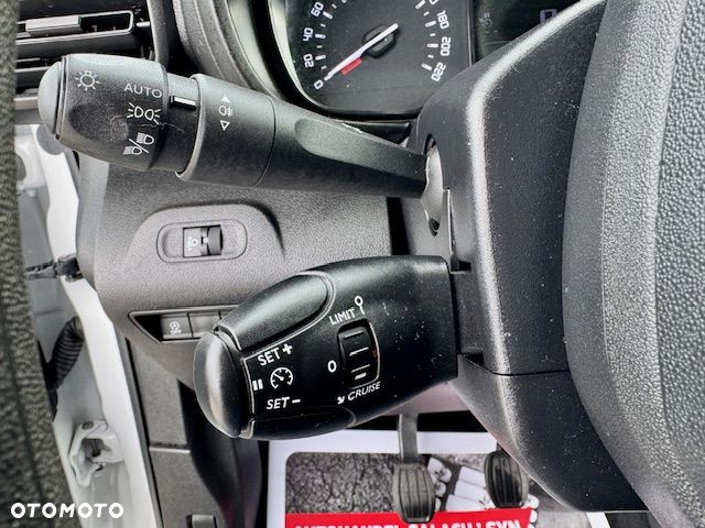 Toyota Proace City - 13