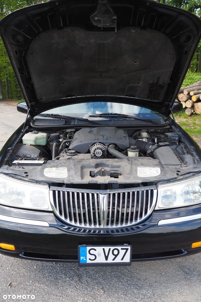 Lincoln Town Car - 15