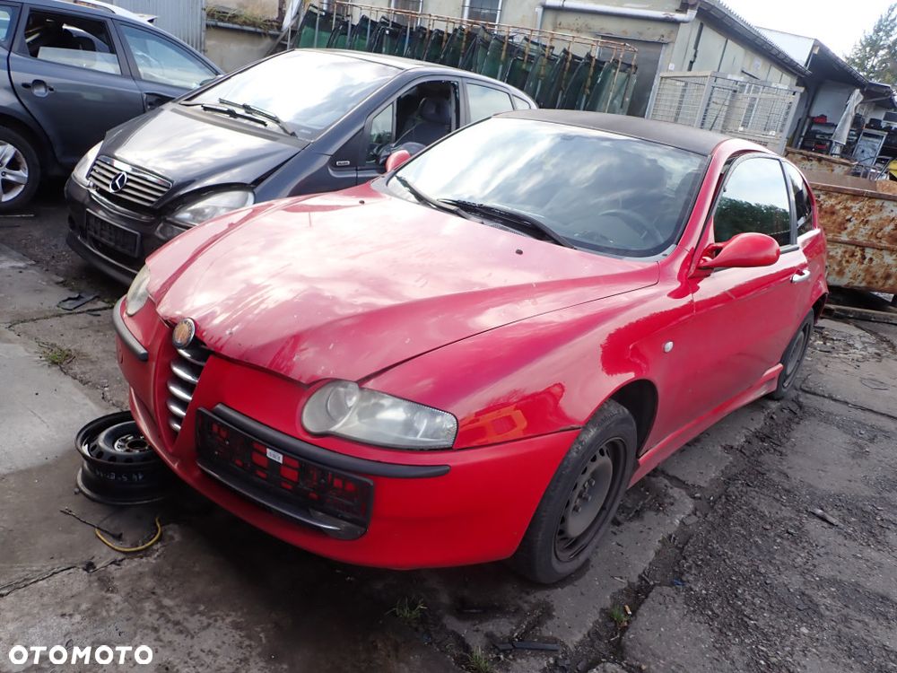 CZĘŚCI - Alfa romeo 147 1,6 16V 120KM AR32104 HB 3D lakier 130B/B 2003r. INDEX - 8561