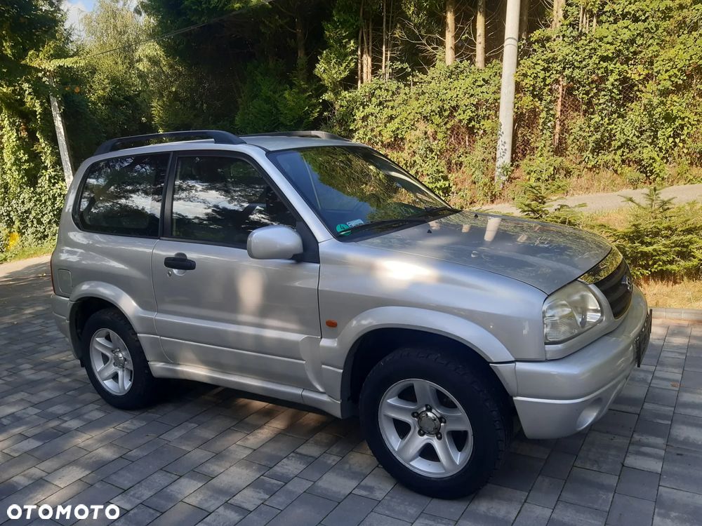 Suzuki Grand Vitara 1.6 - 12