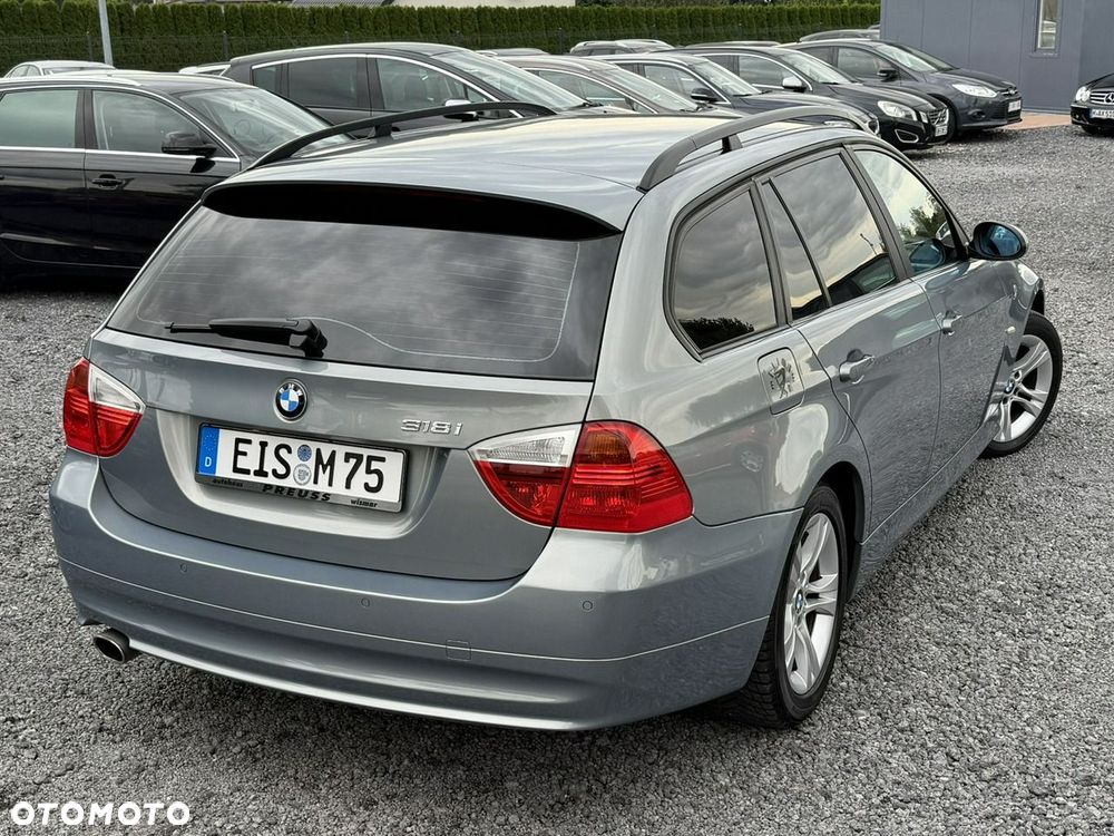 BMW Seria 3 318i Edition Exclusive - 3