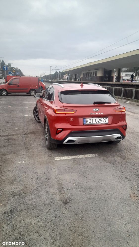 Kia XCeed 1.5 T-GDI L DCT - 4