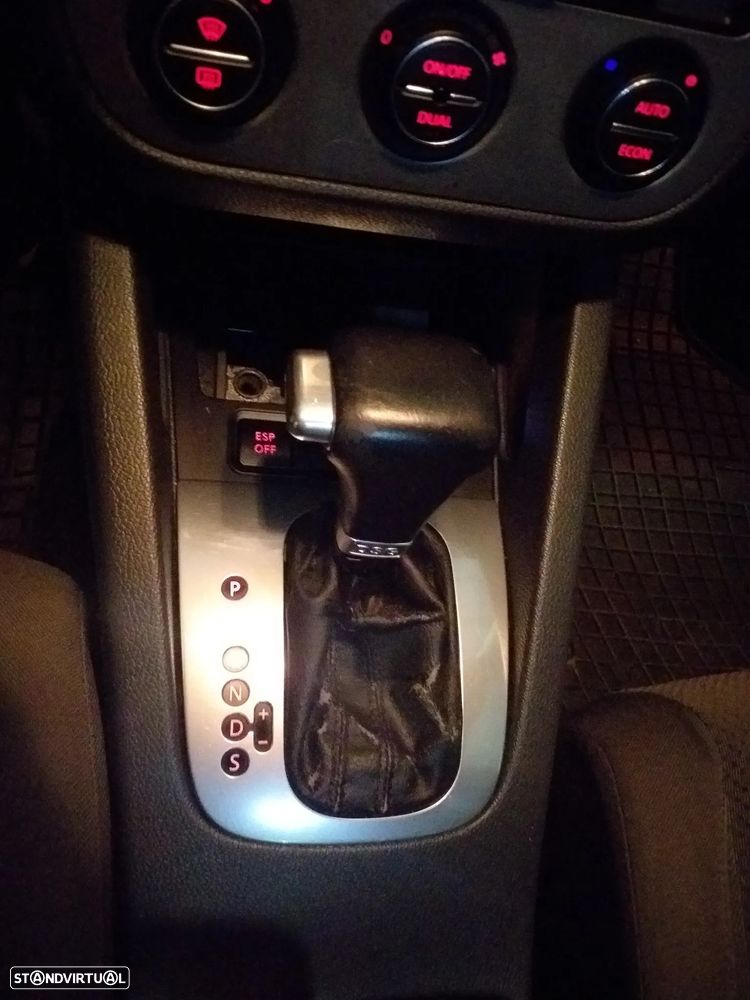 VW Golf 1.9 TDi Confortline DSG - 11