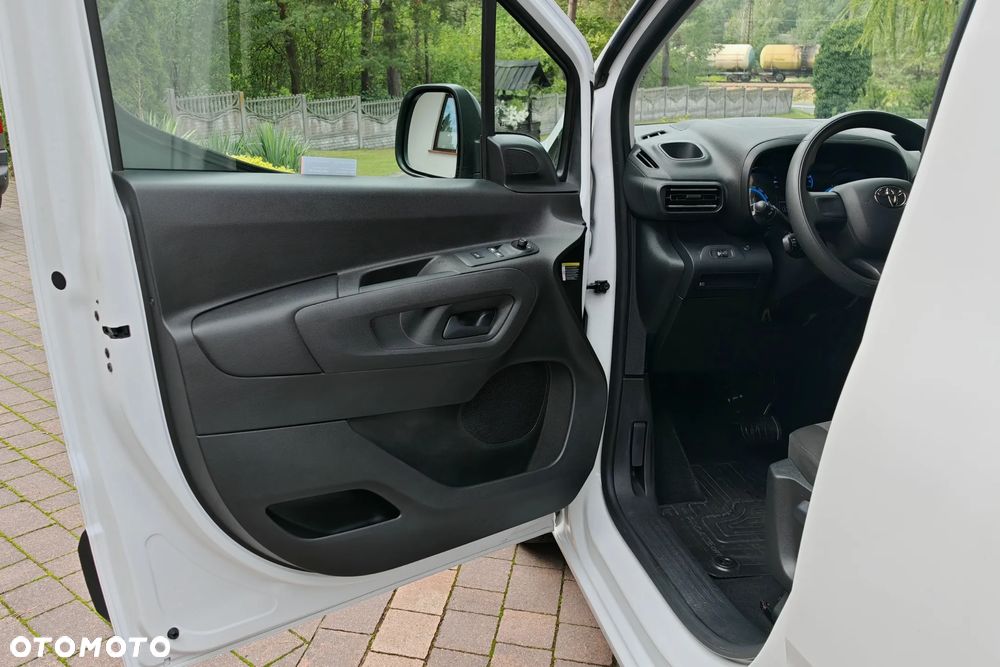 Toyota Proace City - 19