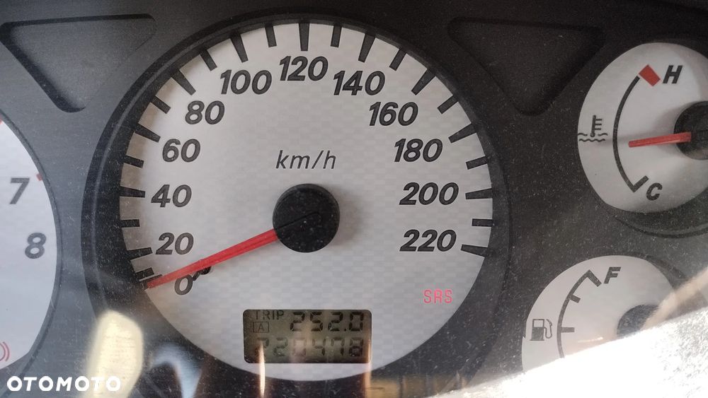 Mitsubishi Lancer 1.6 Invite - 6