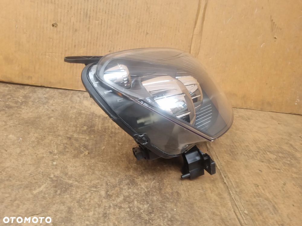 OPEL ZAFIRA B LAMPA PRAWY PRZÓD - 7