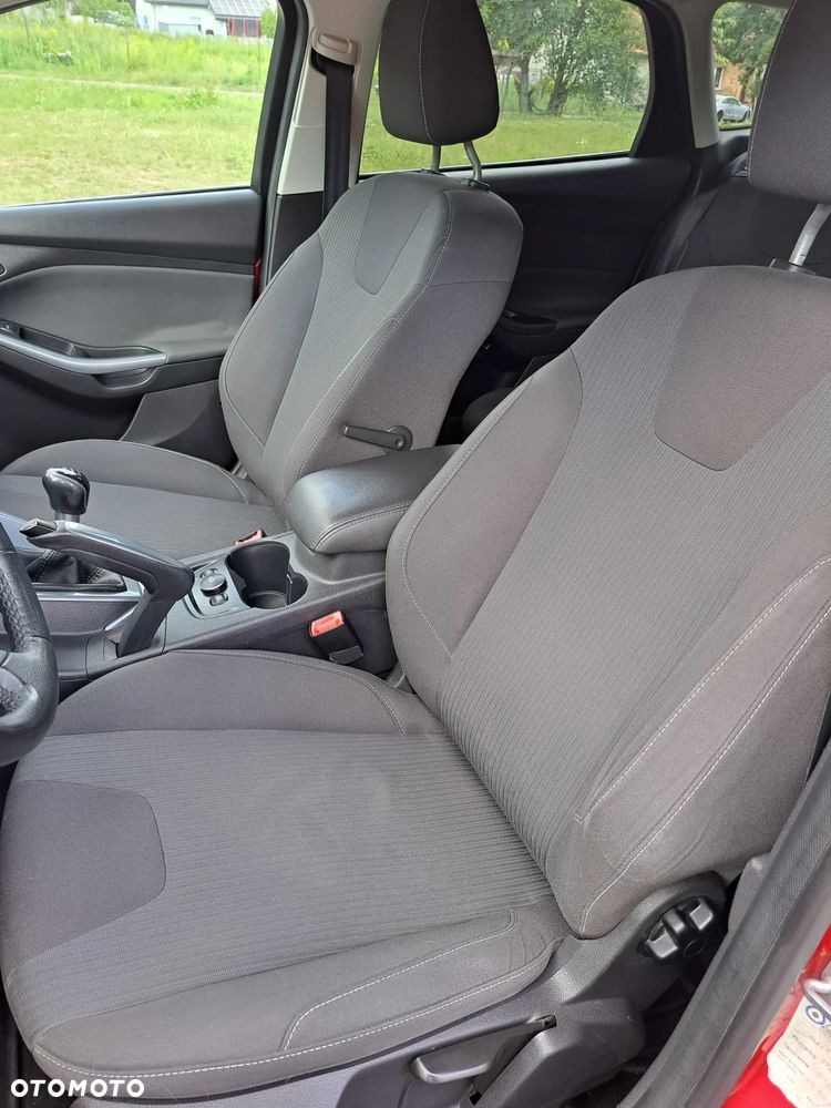 Ford Focus 1.6 EcoBoost Titanium - 11