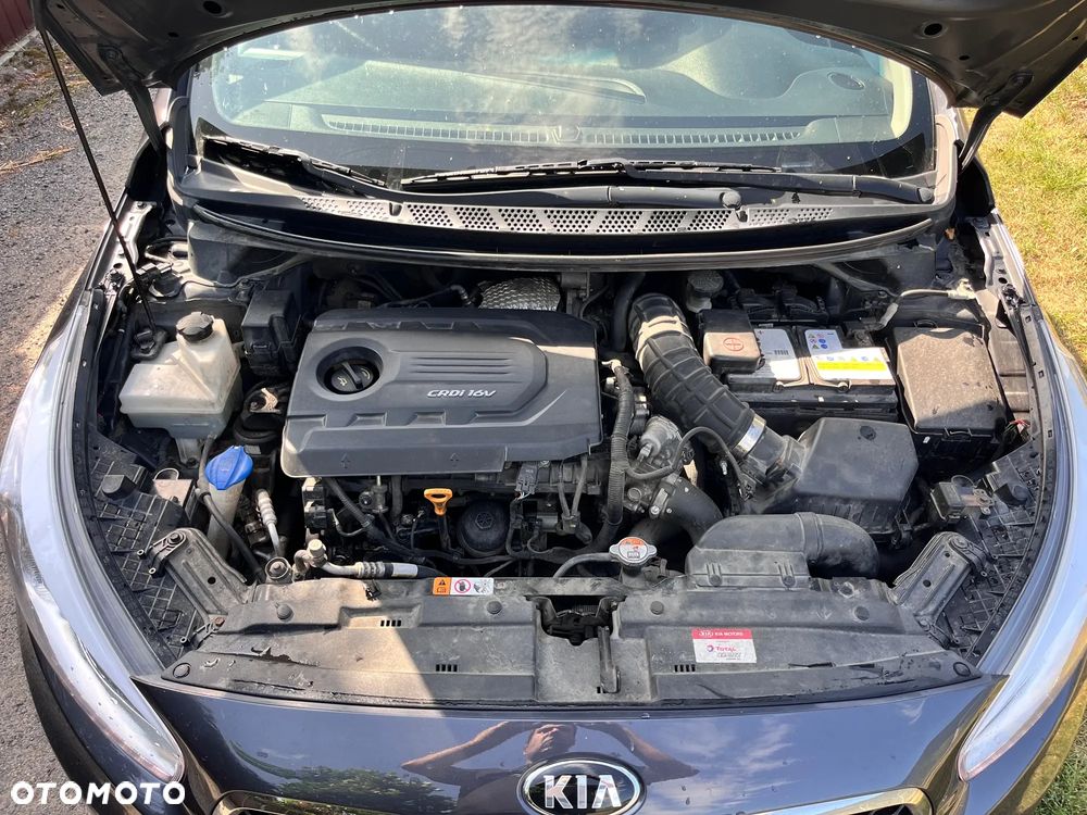 Kia Ceed Cee'd 1.6 CRDi L Business Line DCT - 18