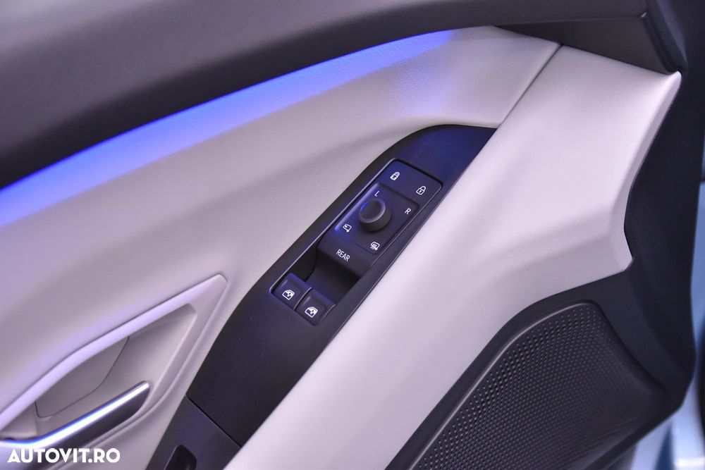Ford Explorer RWD 77 kWh Extended Range Premium - 14