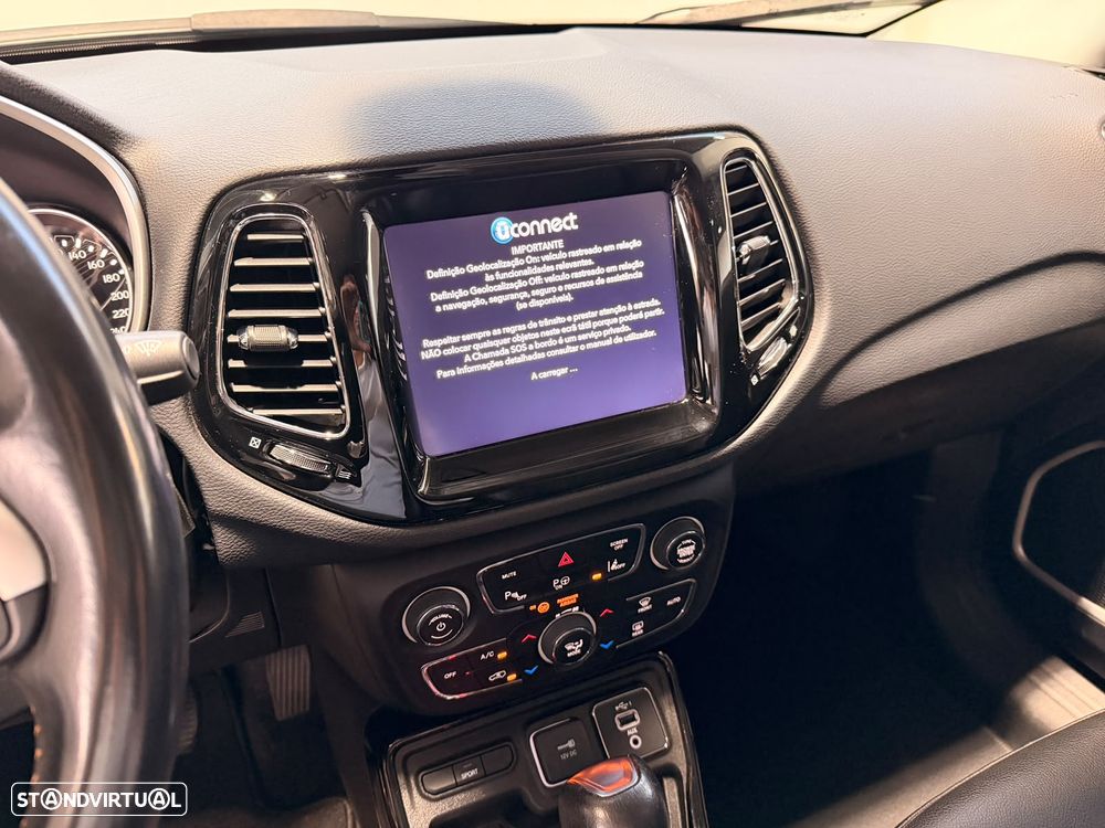 Jeep Compass 1.3 T Limited DCT - 17