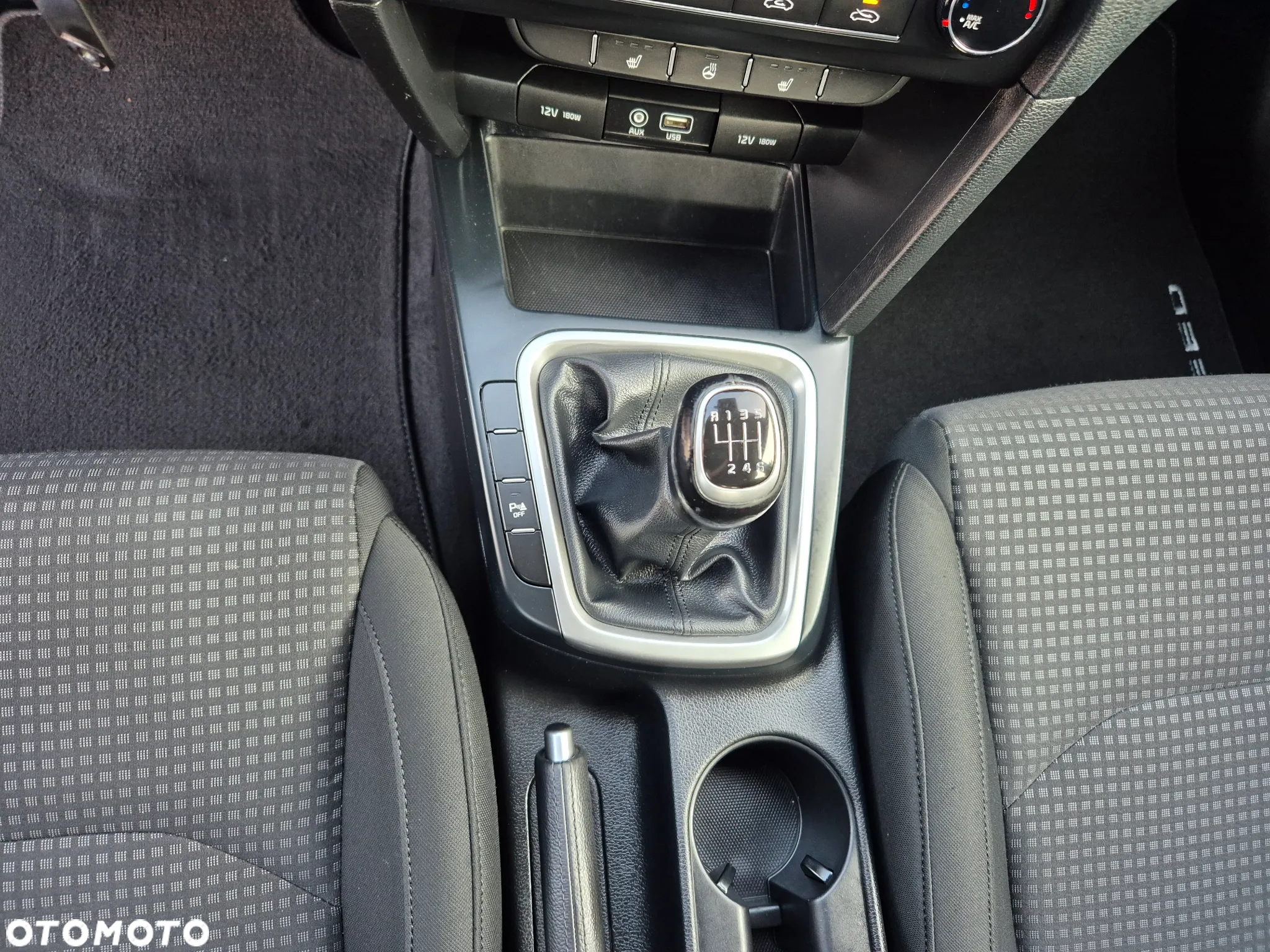 Kia Ceed 1.4 L Business Line - 28