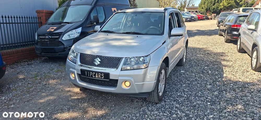Suzuki Grand Vitara 2.0 Automatik Comfort + Family - 1
