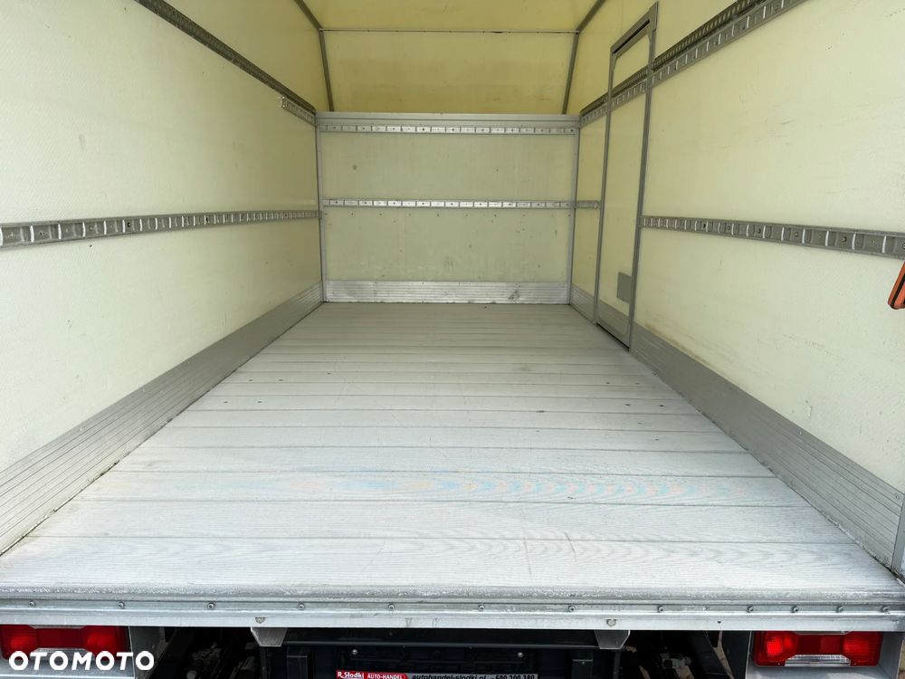 Iveco Daily Izoterma Winda - 10
