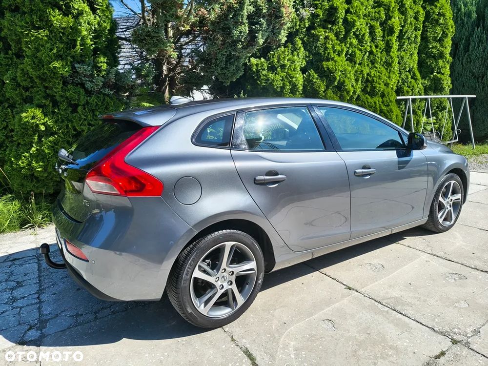 Volvo V40 T2 Linje Svart - 11