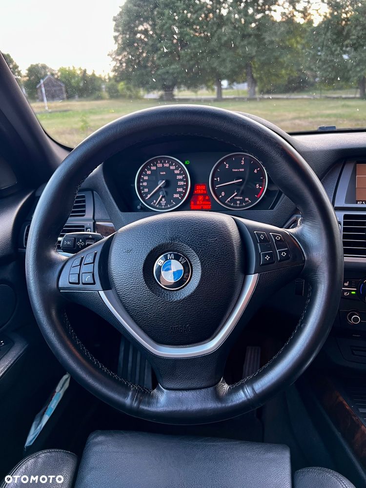 BMW X5 xDrive35d - 28