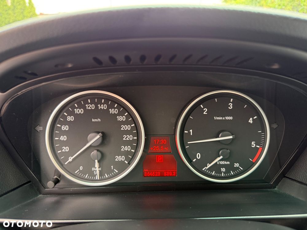 BMW Seria 5 530d - 11