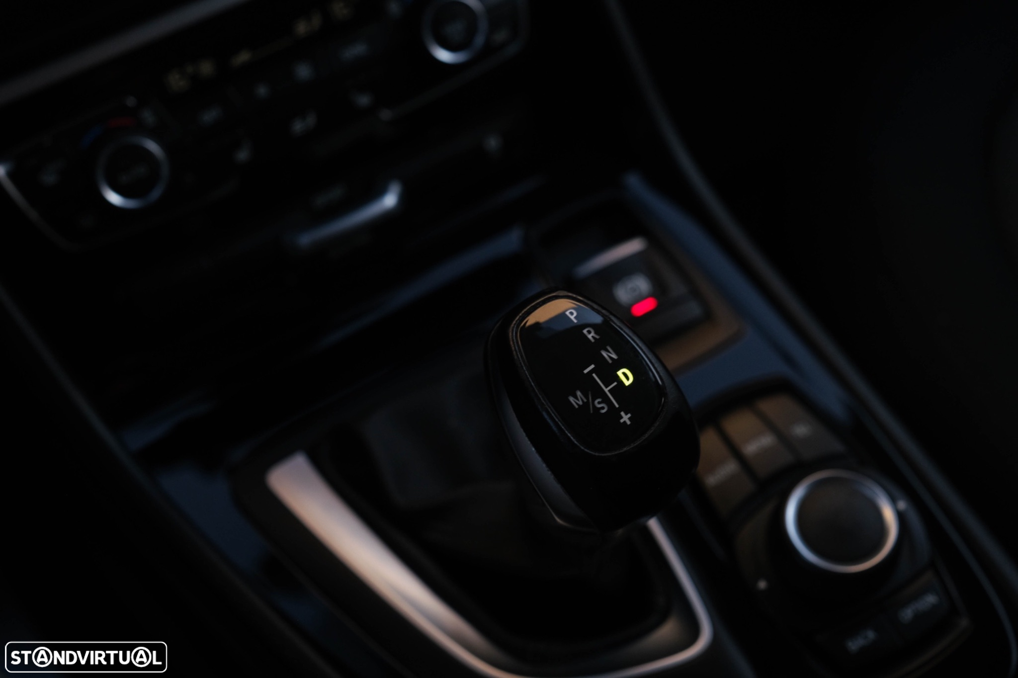 BMW 216 Active Tourer d Auto - 16