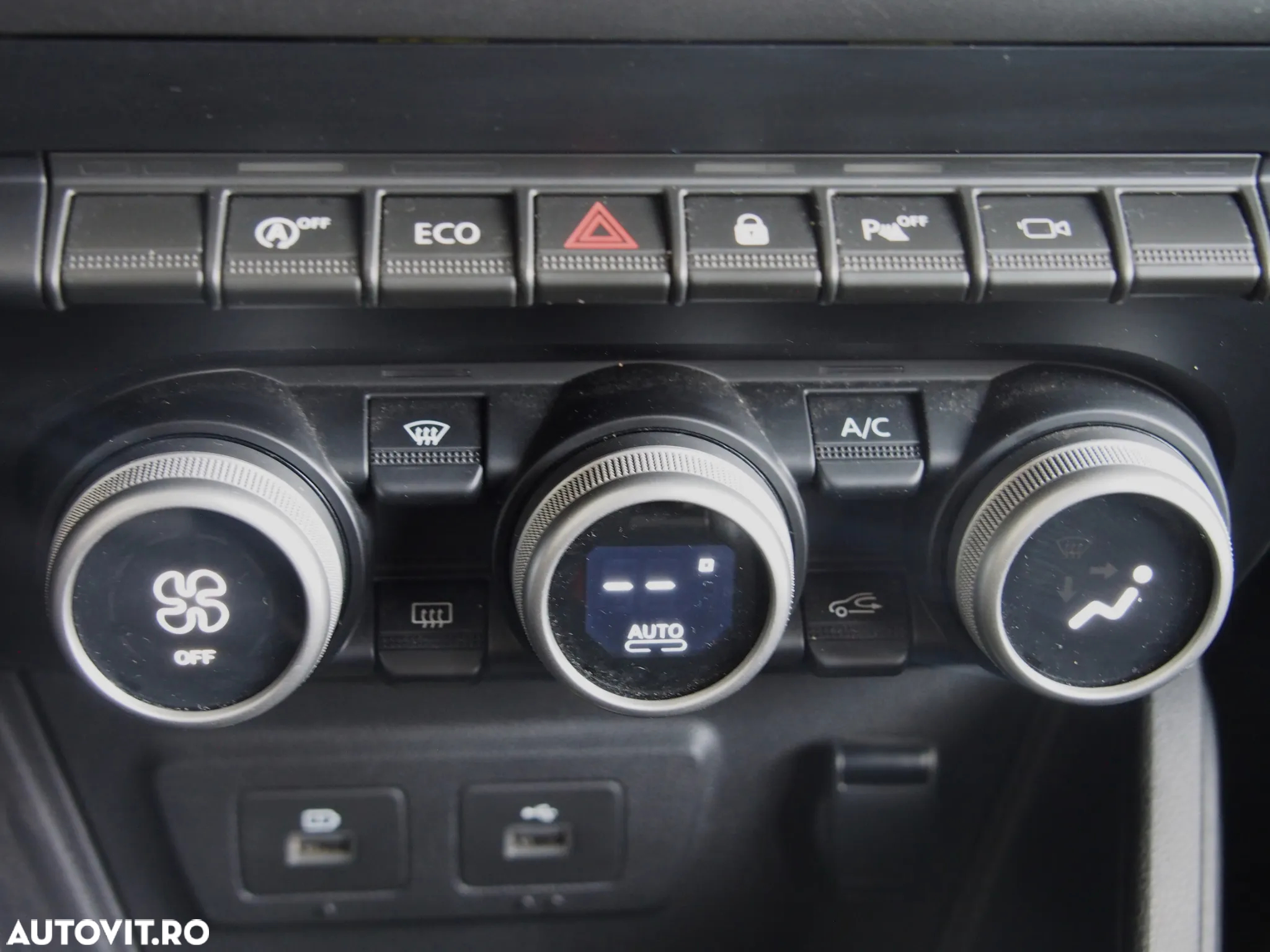 Dacia Duster TCe 150 EDC Journey - 14