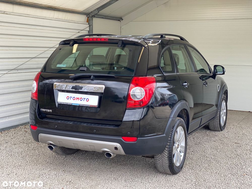 Chevrolet Captiva 2.0 d High - 31